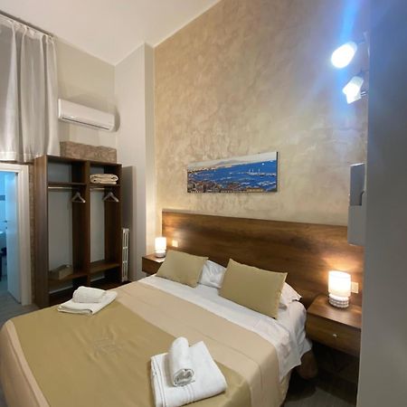 La Dimora Dei Borboni Bed and Breakfast Napoli Eksteriør billede