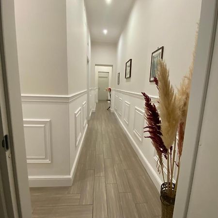 La Dimora Dei Borboni Bed and Breakfast Napoli Eksteriør billede