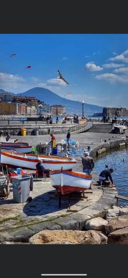 La Dimora Dei Borboni Bed and Breakfast Napoli Eksteriør billede