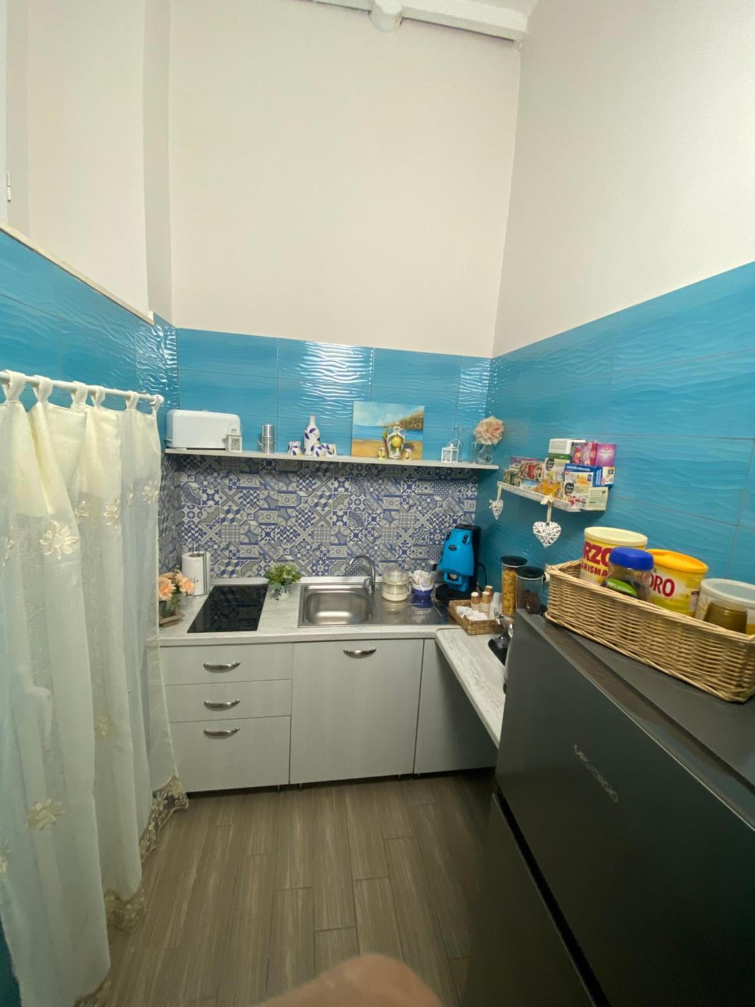 La Dimora Dei Borboni Bed and Breakfast Napoli Eksteriør billede