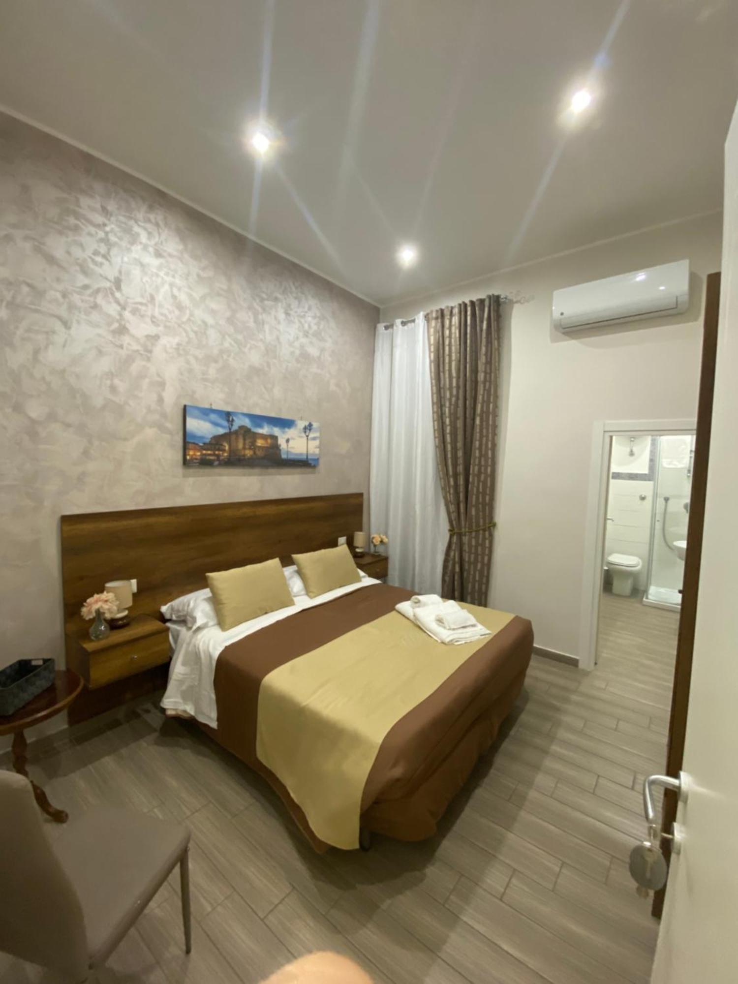 La Dimora Dei Borboni Bed and Breakfast Napoli Eksteriør billede